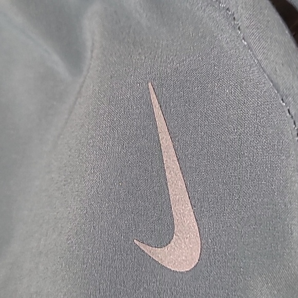 NIKE DRI-FIT RUNNING LINED LOGO ATHLETIC SHORTS - Picture 3 of 9